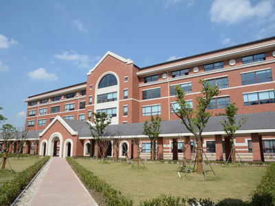 康桥学校昆山校区(原华东康桥)